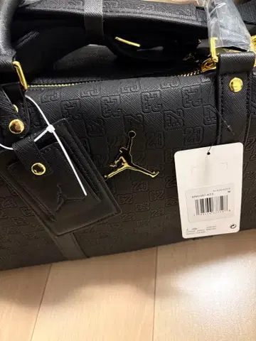 조던 모노그램 보스턴 백