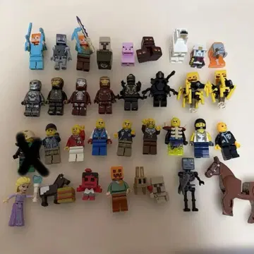 레고 미니 피규어와 차량 세트