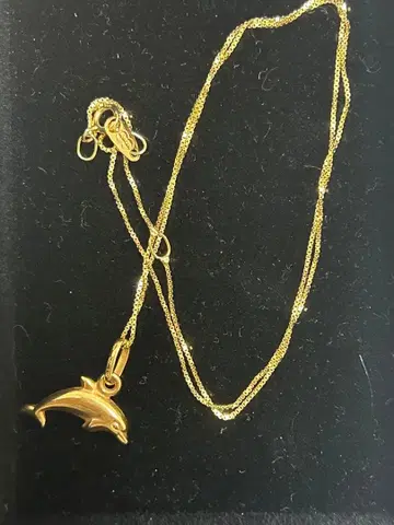 UNOAERRE 우노아레 돌고래 목걸이