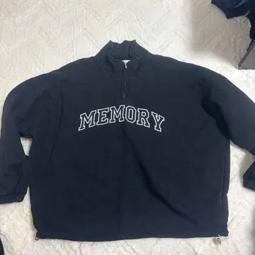 #MEMORY 블랙 집업 맨투맨