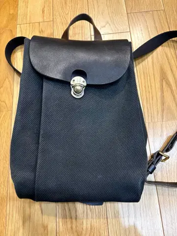 토요오카 가방 엘더 백팩 네이비 블랙 가죽 캔버스