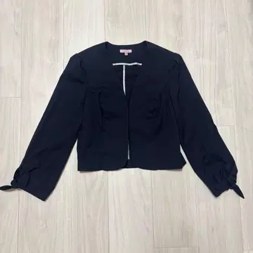 새상품급 TOCCA 토카 노카라 자켓 네이비 포멀