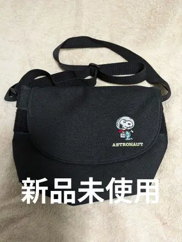 스누피 숄더백 아스트로넛 자수 새상품