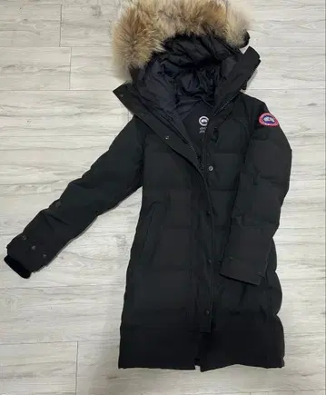 Canada Goose 블랙 다운 자켓 S 사이즈