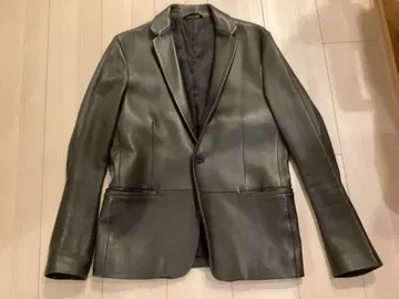 컨디션 최상 칼빈 클라인 그레이 레더 자켓 사이즈 34