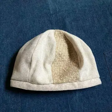 [ 새상품급 ] [ 미사용 ] 따뜻한 소재 패치워크 베레모