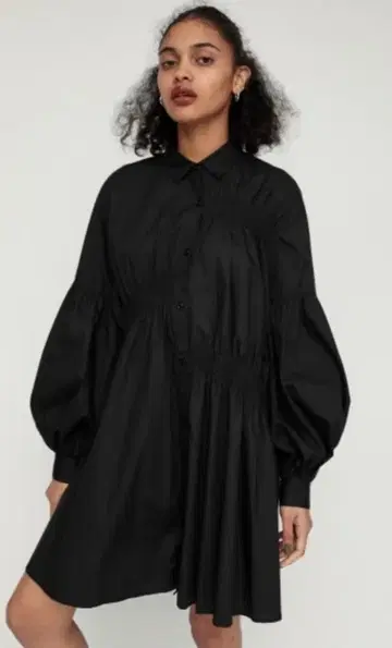 미사용 SLY SHIRRING VOLUME SH OP