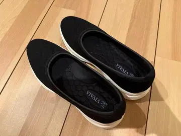 새상품급 VIVAIA 발수 가공 스니커즈 사이즈 35 (22cm)