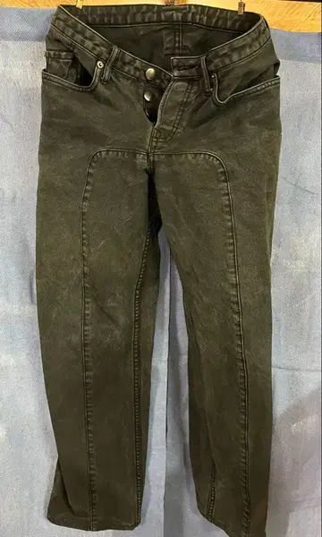 다크 그레이 슬림핏 데님