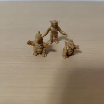 울트라 괴수 지우개 마그마 외계인 기라스 형제 세트