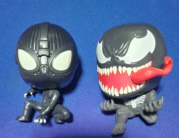 캡슐 캐릭터 스파이더맨과 베놈과 스파이더맨 굿즈 세트