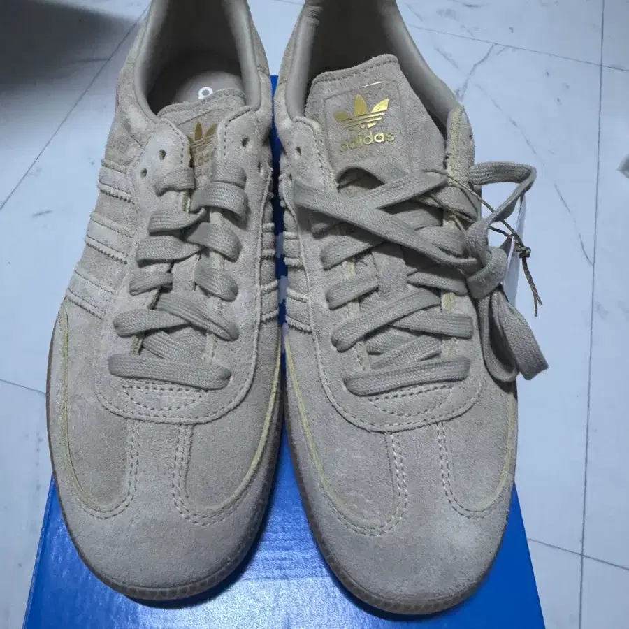 Adidas Samba ji3210 new product on Bunjang Global Site.