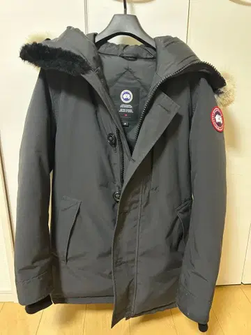 CANADA GOOSE 블랙 재스퍼 다운 자켓