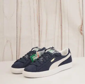 미사용품 PUMA SUEDE VTG 스웨이드 빈티지 22.5cm