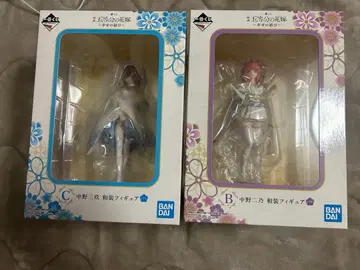 나카노 미쿠 나카노 니노 일본 의류 피규어 제일복권