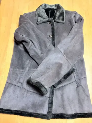 그레이 무스탕 코트 L 사이즈