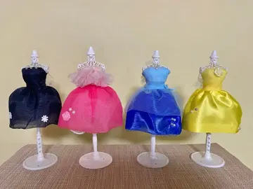 웰컴 스페이스 컬러 드레스 색상 맞추기 퀴즈용 미니어처 드레스