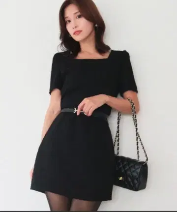 택 포함 새상품! AMBIENT 블랙 반팔 미니 원피스