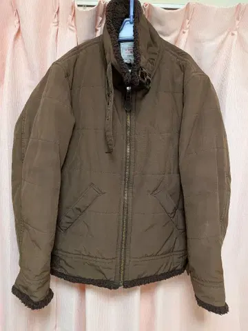 AVIREX U.S.A. 보아 옷깃 퀼팅 자켓 L