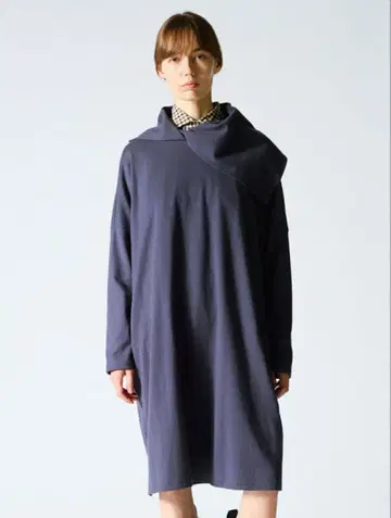 새상품 mizuiroind 미즈이로 인드 와이드 칼라 원피스 풀오버