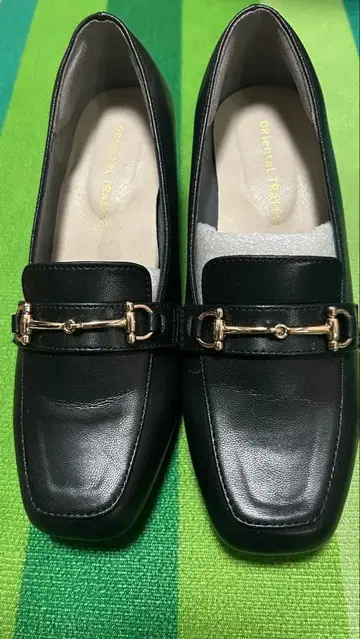 오리엔탈 트래픽 블랙 로퍼