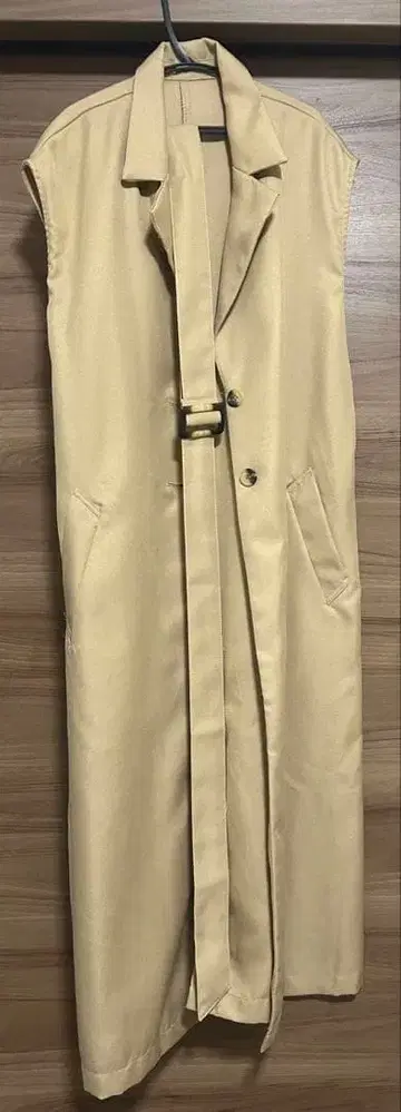 베이지 슬리브리스 롱 코트 허리 벨트 포함