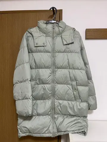 [ Levi's ] 후드 부착 다운 자켓 S 사이즈