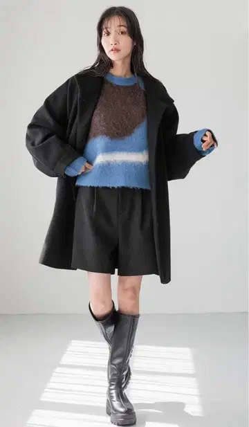 울 라이크 미들 코트 블랙 로리즈팜