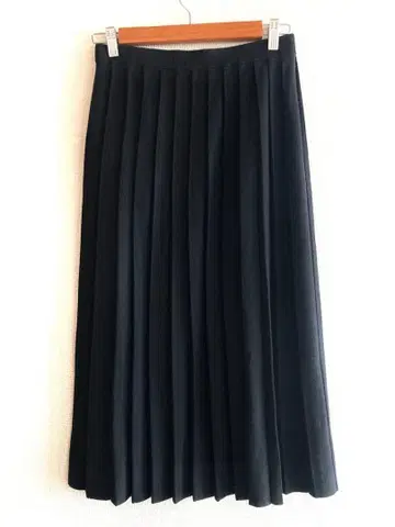 북유럽, 생활 잡화점 니트 플리츠 스커트