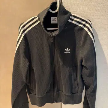 adidas 블랙 리브 저리