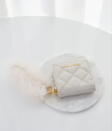 [컨디션 최상] 메종 드 플뢰르 튤 스트랩 지갑 접이식 지갑 라이트 핑크