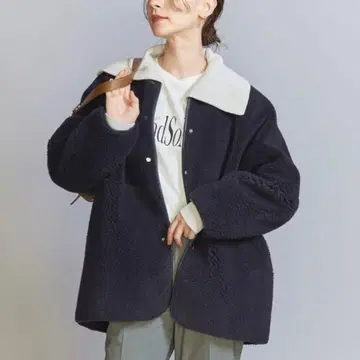 BEAUTY&YOUTH 보아 x 페이크 무스탕 리버서블 코트 2WAY