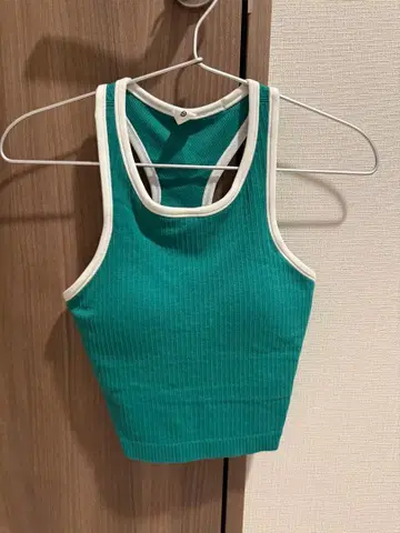 룰루레몬 크롭 레이서백 탱크탑