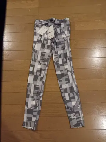 CW-X 기하학 패턴 레깅스 M 사이즈