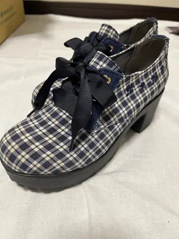 컨디션 최상 Liz Lisa 체크 무늬 하이힐 펌프스 L L 덤 포함