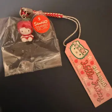 지역 한정 키티 신슈 한정 사과 버전 헬로키티 스트랩