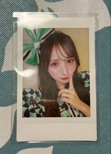 Candy Tune 오가와 나나코 체커 의상 폴라로이드