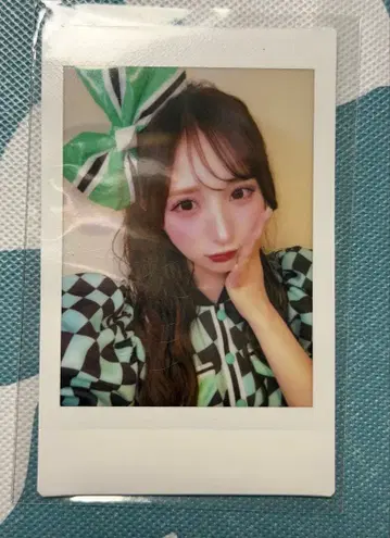 Candy Tune 오가와 나나코 체커 의상 폴라로이드