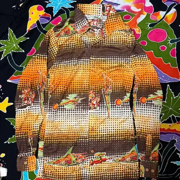 레트로 패턴 셔츠