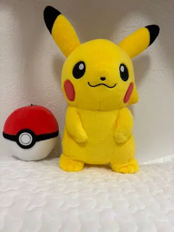 피카츄 봉제 인형 몬스터볼 세트