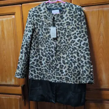 미러나인 레오파드 무늬 노카라 자켓