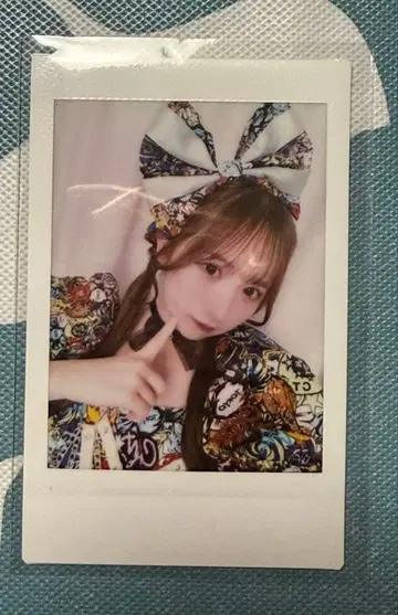 Candy Tune 오가와 나나코 Graphic 의상 폴라로이드