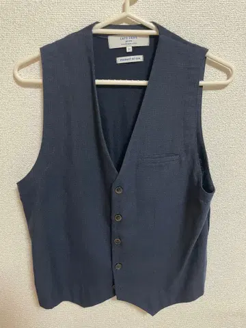 버튼 달린 네이비 그레이 니트 베스트 M