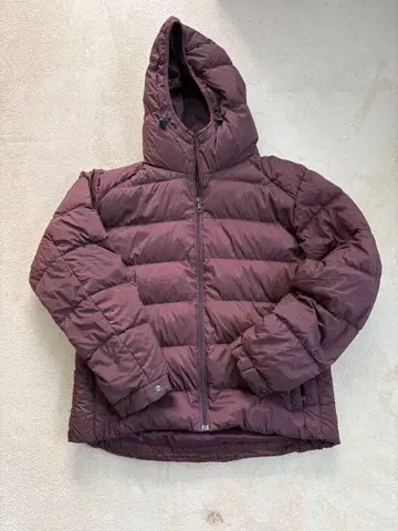 UNIQLO 다운 자켓 후드 부착