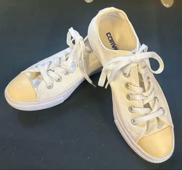 CONVERSE ALL STAR 화이트 스니커즈 24cm
