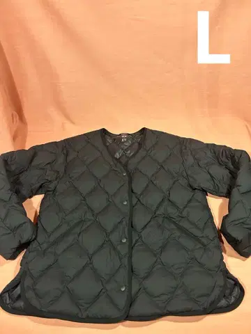 유니클로 울트라 라이트 다운 릴랙스 자켓 블랙 L 수납 가방 없음