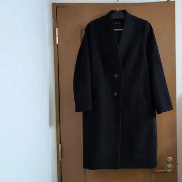 새상품급 어반리서치 로쏘 캐시미어 혼방 V넥 코트 블랙 4.5만