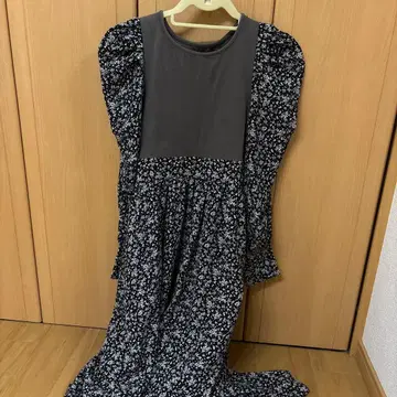 kicuri 꽃무늬 롱 원피스 XS 사이즈