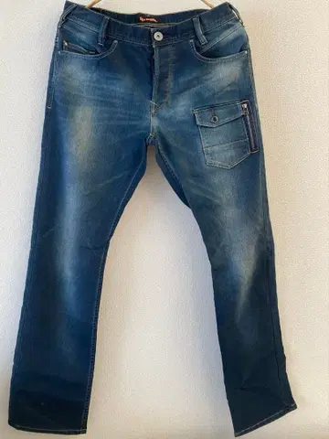 [ BACK NAMBAR ] 백넘버 데님 청바지 라이트온