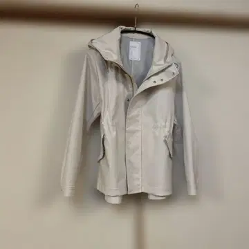 노블 후드 부착 마운틴 후드티